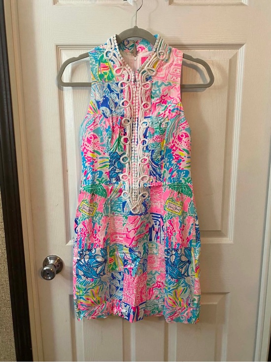 Lilly Pulitzer Dresses & Skirts - Lilly Pulitzer dress. Never worn. NWOT. Zipper down the front and back.